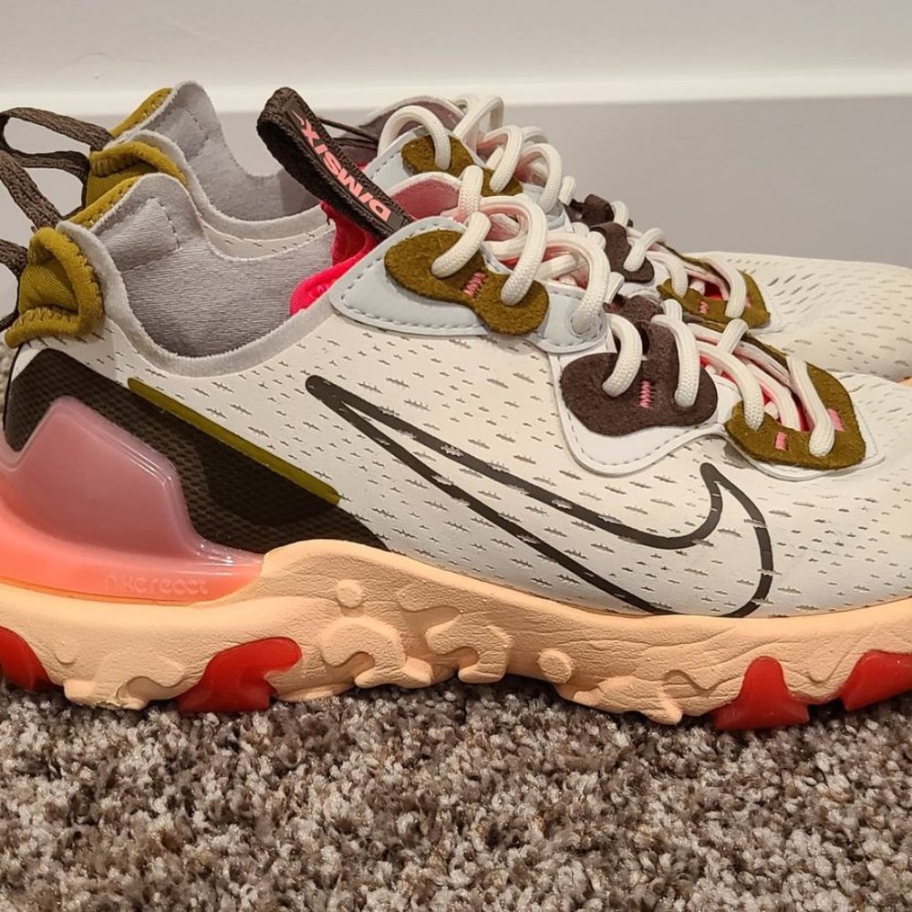 Nike react Vision 'White Siren Red' Wmns 7